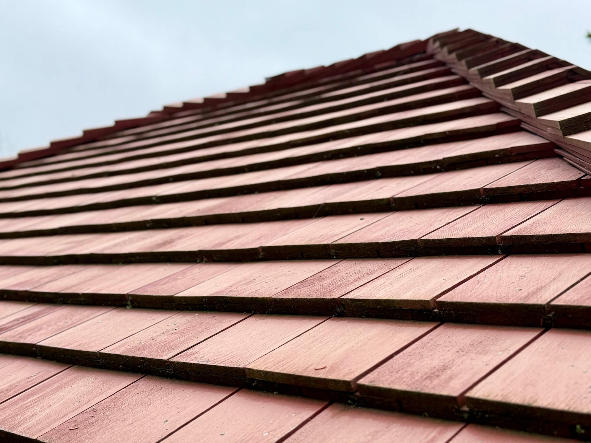 Why Architects Choose Timber Roof Shingles for Modern and Traditional Builds